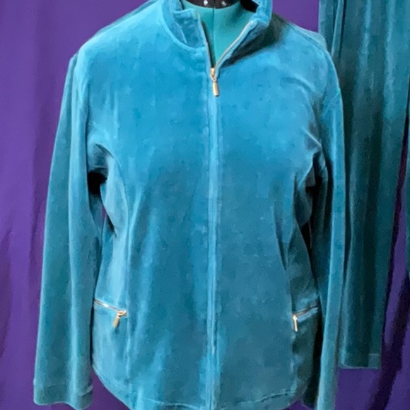 2 piece JM collection women’s velour tracksuit , size Large/medium - Picture 2 of 8